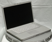 Apple MacBook Pro MC725LL/A 17