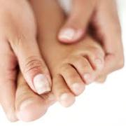 Consult a chiropody clinic in London for proper treatment