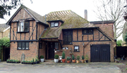 Yew Tree Gatwick - Ideal Place to Stay for Business or Pleasure