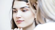 5 things to consider before enrolling in cosmetic courses