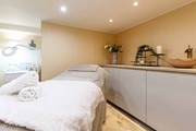 Best Beauty Salon in Clapham,  London