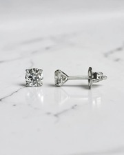 Lab Grown Diamond Earrings Crafted for Modern Elegance